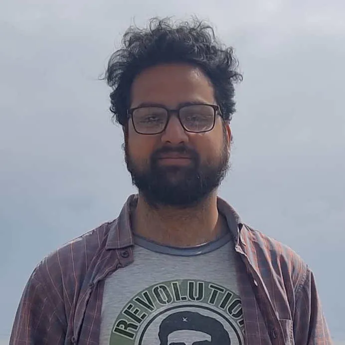 Muneeb Bhat, Valor Tutors
